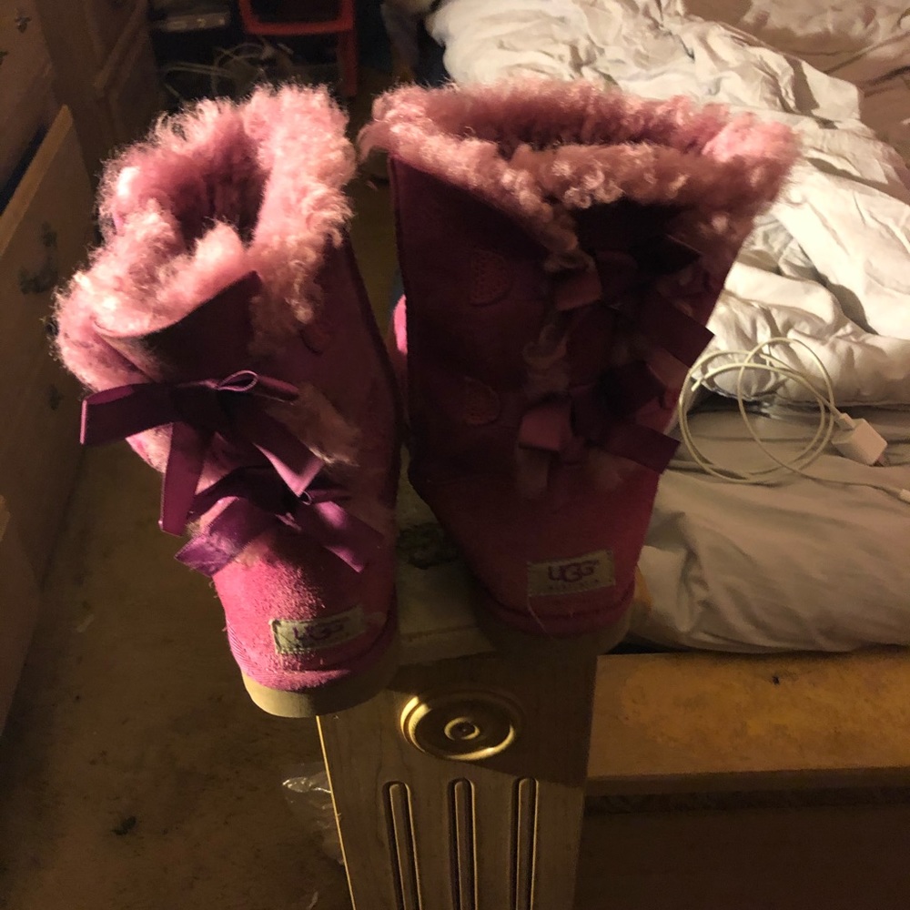 Bailey Bow Uggs - image 2